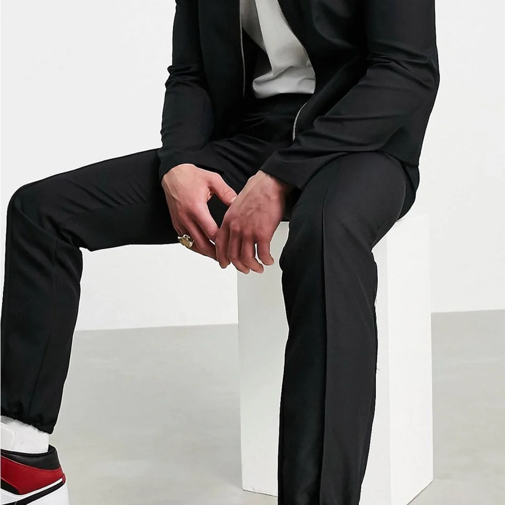 NWOT ASOS Black Mens Joggers 28 x30 - Picture 7 of 10
